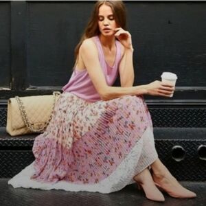 Pleated, elastic waist, midi length pink floral and lace skirt, size small